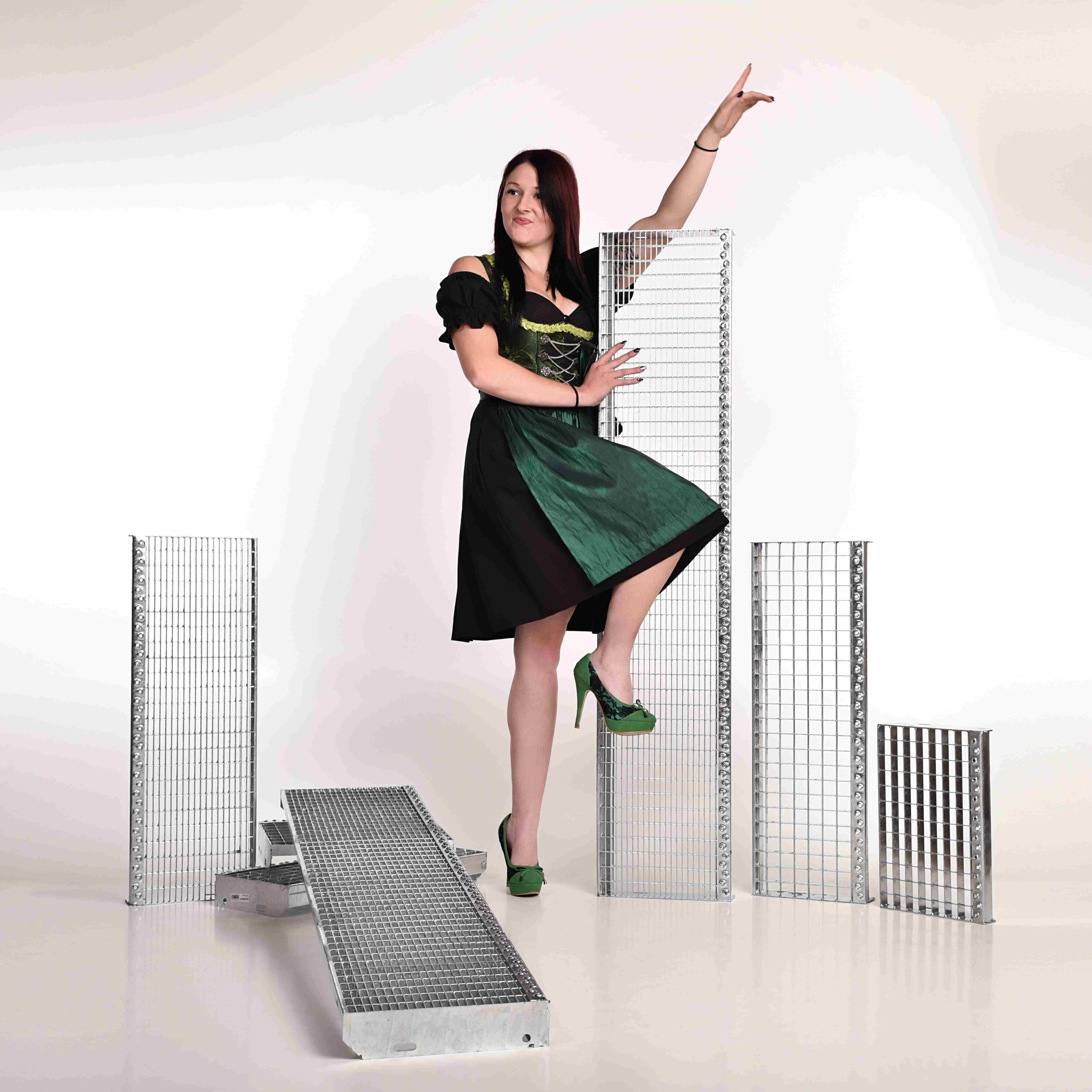 Gitterroststufe 1000 x 270 MW 30-30 TS 35-2 Rutschhemmung R10-24-1002730352.7