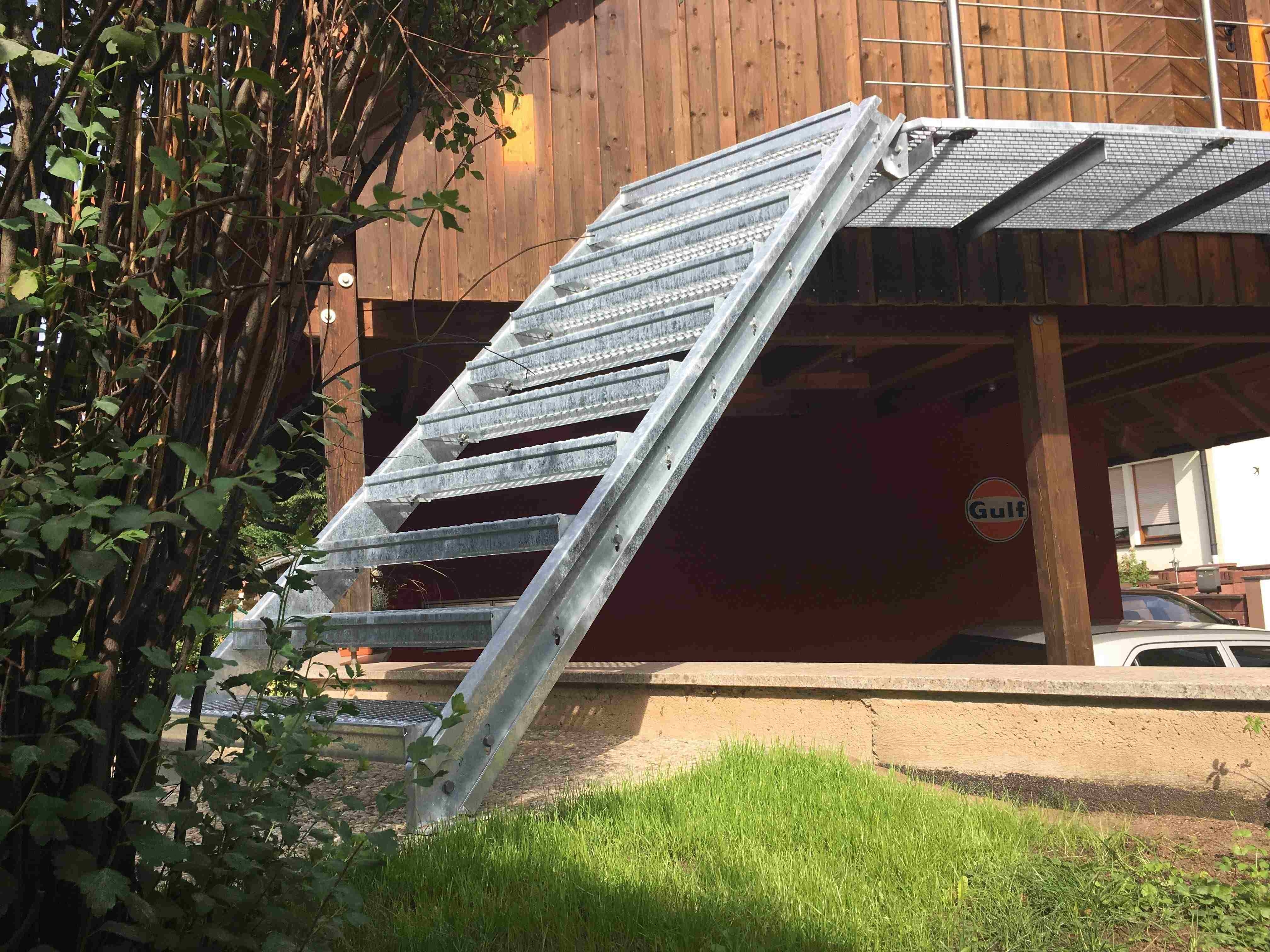 Gitterroststufe 600 x 305 MW 30-30 TS 30-1-5 Rutschhemmung R10-24-6030303015.7